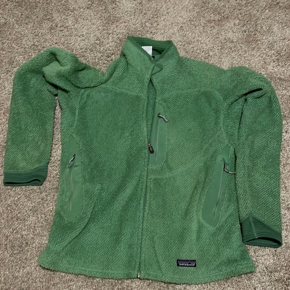 Green Patagonia jacket
